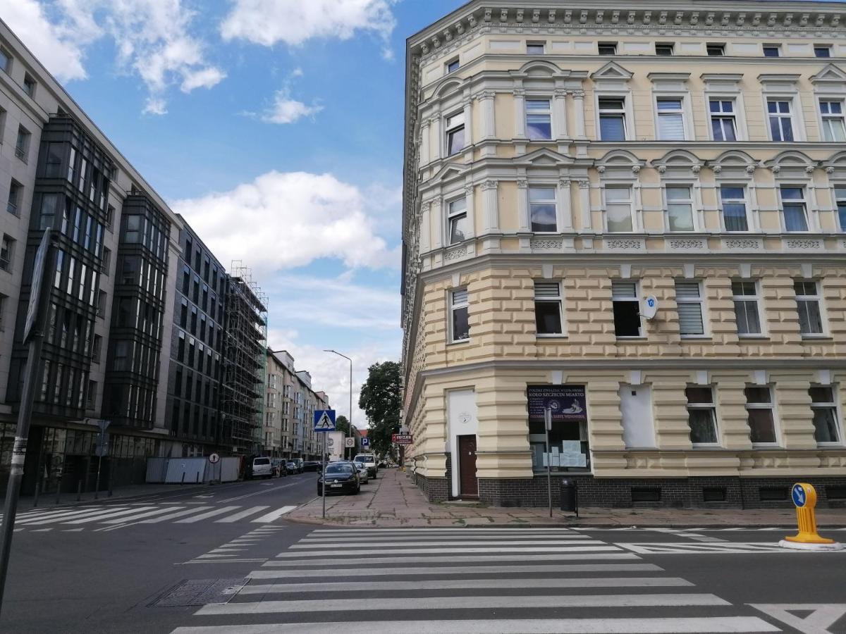 Hostel Tulip - Pokoj 5 Ze Wspolna Lazienka I Kuchnia Щецин Экстерьер фото