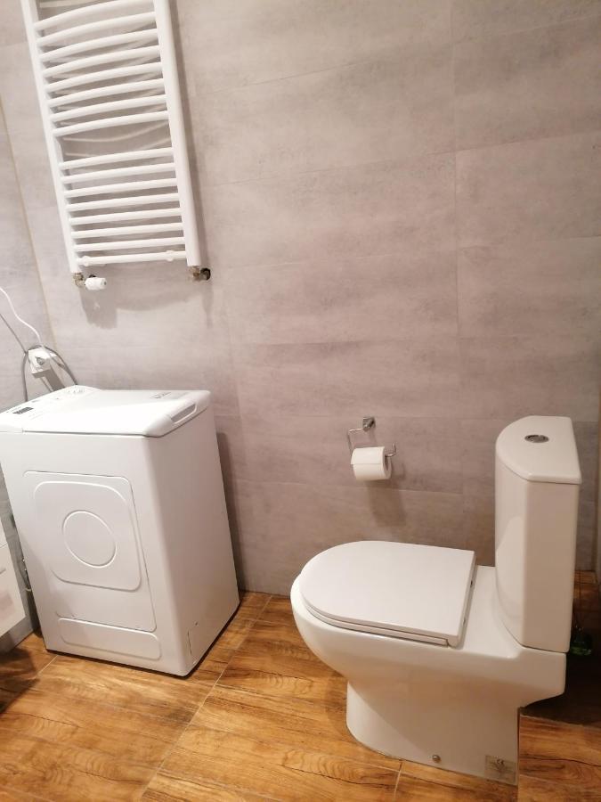 Hostel Tulip - Pokoj 5 Ze Wspolna Lazienka I Kuchnia Щецин Экстерьер фото